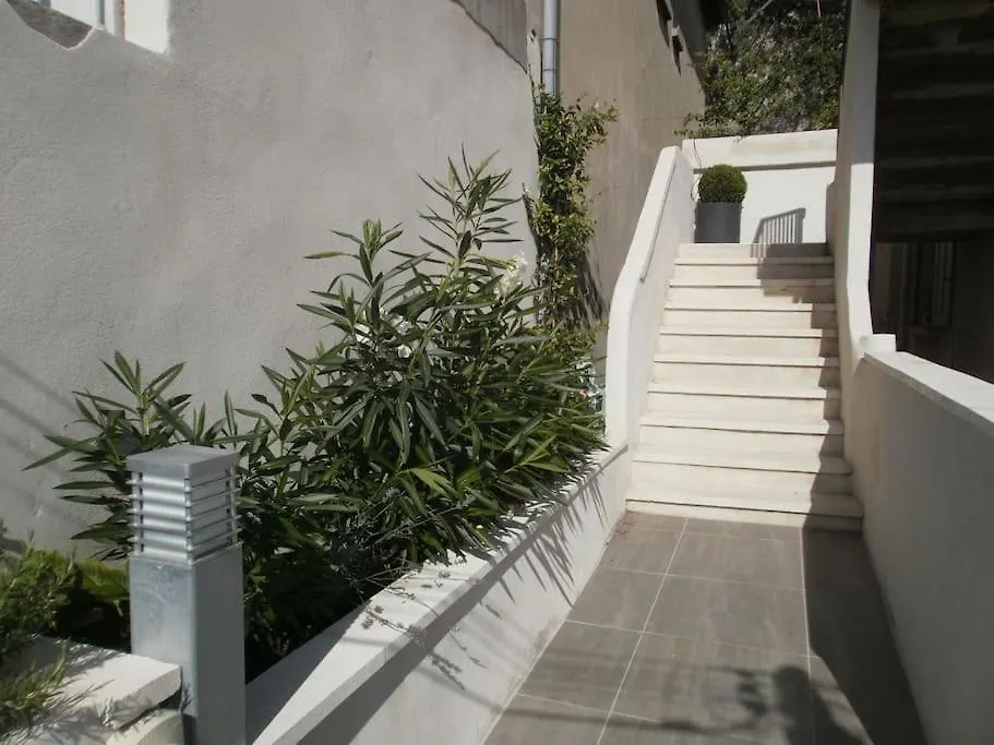 Duplex Face Au Palais Des Papes Apartment Villeneuve-les-Avignon